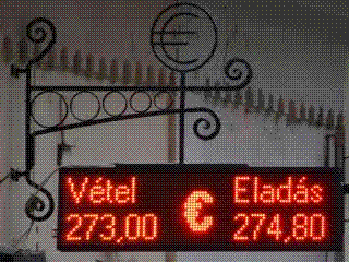 LED-es fnyjsg, kamionhv, parkol s rfolyam kijelzk a MIRUS Bt-tl.