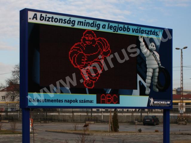 Munkavdelmi kijelz, balesetmentes nap szmll ra, fnyjsggal, kltri kivitel.